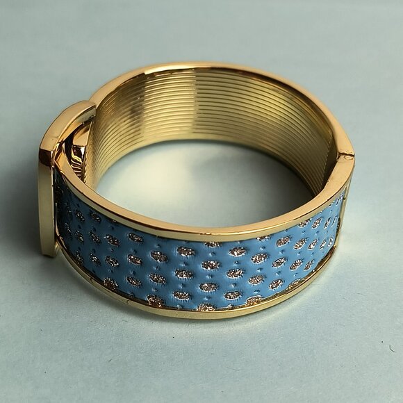 Exquisite Bracelet Belt Buckle Fold Over Hinge Clasp Cuff  Baby Blue Fro… - Picture 2 of 13